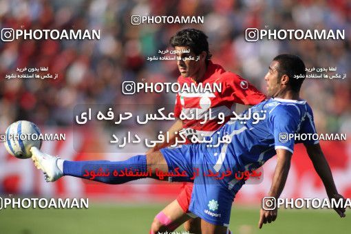 710189, Tehran, [*parameter:4*], Iran Pro League، Persian Gulf Cup، 2010-11 season، First Leg، Week 11، Esteghlal ۱ v ۰ Persepolis on 2010/10/15 at Azadi Stadium