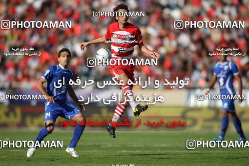 710313, Tehran, [*parameter:4*], Iran Pro League، Persian Gulf Cup، 2010-11 season، First Leg، Week 11، Esteghlal ۱ v ۰ Persepolis on 2010/10/15 at Azadi Stadium