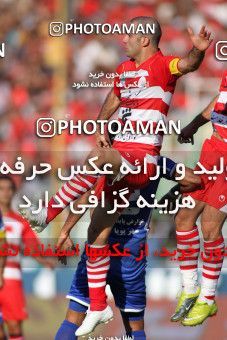 710186, Tehran, [*parameter:4*], Iran Pro League، Persian Gulf Cup، 2010-11 season، First Leg، Week 11، Esteghlal ۱ v ۰ Persepolis on 2010/10/15 at Azadi Stadium