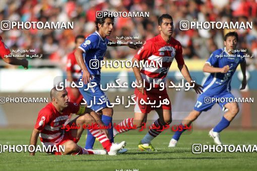 710144, Tehran, [*parameter:4*], Iran Pro League، Persian Gulf Cup، 2010-11 season، First Leg، Week 11، Esteghlal ۱ v ۰ Persepolis on 2010/10/15 at Azadi Stadium