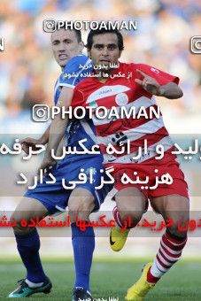 710317, Tehran, [*parameter:4*], Iran Pro League، Persian Gulf Cup، 2010-11 season، First Leg، Week 11، Esteghlal ۱ v ۰ Persepolis on 2010/10/15 at Azadi Stadium