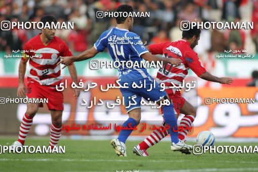 710124, Tehran, [*parameter:4*], Iran Pro League، Persian Gulf Cup، 2010-11 season، First Leg، Week 11، Esteghlal ۱ v ۰ Persepolis on 2010/10/15 at Azadi Stadium