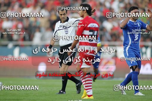 710174, Tehran, [*parameter:4*], Iran Pro League، Persian Gulf Cup، 2010-11 season، First Leg، Week 11، Esteghlal ۱ v ۰ Persepolis on 2010/10/15 at Azadi Stadium