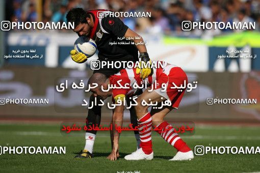 710437, Tehran, [*parameter:4*], Iran Pro League، Persian Gulf Cup، 2010-11 season، First Leg، Week 11، Esteghlal ۱ v ۰ Persepolis on 2010/10/15 at Azadi Stadium