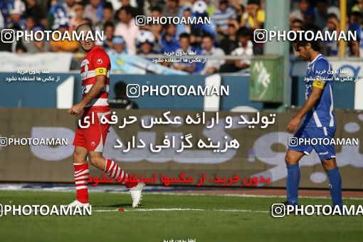 710333, Tehran, [*parameter:4*], Iran Pro League، Persian Gulf Cup، 2010-11 season، First Leg، Week 11، Esteghlal ۱ v ۰ Persepolis on 2010/10/15 at Azadi Stadium