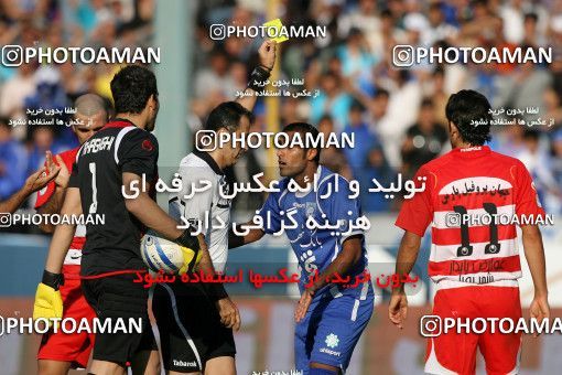 710353, Tehran, [*parameter:4*], Iran Pro League، Persian Gulf Cup، 2010-11 season، First Leg، Week 11، Esteghlal ۱ v ۰ Persepolis on 2010/10/15 at Azadi Stadium