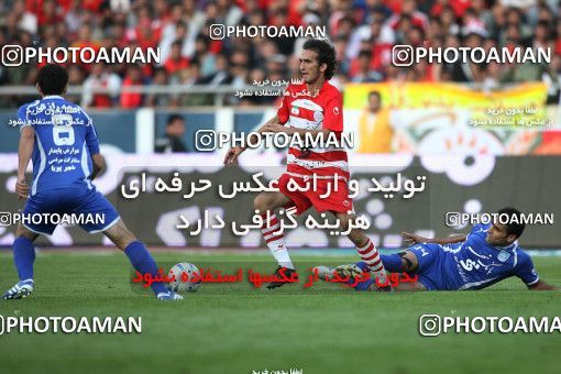 710463, Tehran, [*parameter:4*], Iran Pro League، Persian Gulf Cup، 2010-11 season، First Leg، Week 11، Esteghlal ۱ v ۰ Persepolis on 2010/10/15 at Azadi Stadium