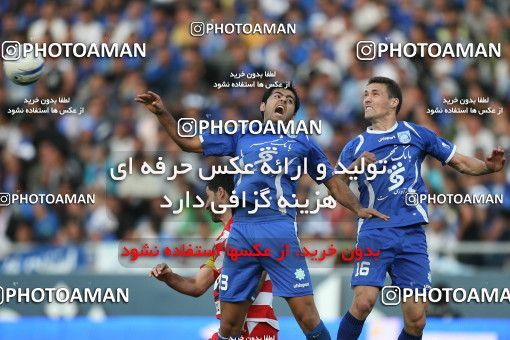 710434, Tehran, [*parameter:4*], Iran Pro League، Persian Gulf Cup، 2010-11 season، First Leg، Week 11، Esteghlal ۱ v ۰ Persepolis on 2010/10/15 at Azadi Stadium