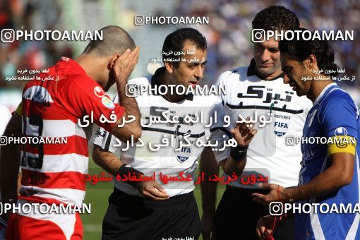 710771, Tehran, [*parameter:4*], Iran Pro League، Persian Gulf Cup، 2010-11 season، First Leg، Week 11، Esteghlal ۱ v ۰ Persepolis on 2010/10/15 at Azadi Stadium