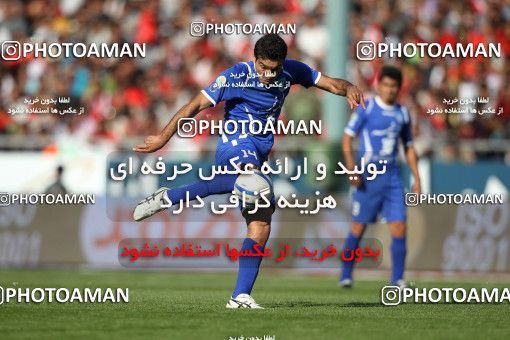 710584, Tehran, [*parameter:4*], Iran Pro League، Persian Gulf Cup، 2010-11 season، First Leg، Week 11، Esteghlal ۱ v ۰ Persepolis on 2010/10/15 at Azadi Stadium