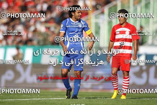 710586, Tehran, [*parameter:4*], Iran Pro League، Persian Gulf Cup، 2010-11 season، First Leg، Week 11، Esteghlal ۱ v ۰ Persepolis on 2010/10/15 at Azadi Stadium