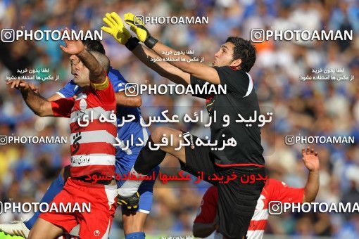 710718, Tehran, [*parameter:4*], Iran Pro League، Persian Gulf Cup، 2010-11 season، First Leg، Week 11، Esteghlal ۱ v ۰ Persepolis on 2010/10/15 at Azadi Stadium