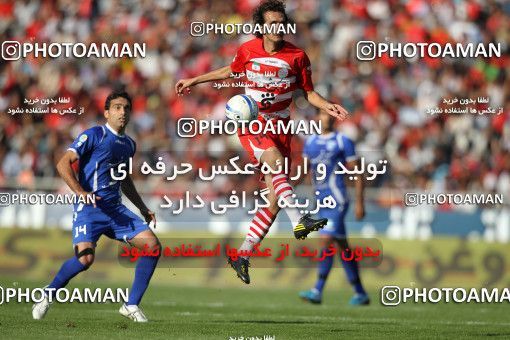 710505, Tehran, [*parameter:4*], Iran Pro League، Persian Gulf Cup، 2010-11 season، First Leg، Week 11، Esteghlal ۱ v ۰ Persepolis on 2010/10/15 at Azadi Stadium