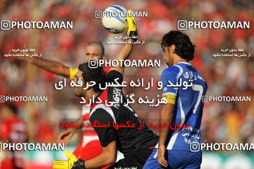 710740, Tehran, [*parameter:4*], Iran Pro League، Persian Gulf Cup، 2010-11 season، First Leg، Week 11، Esteghlal ۱ v ۰ Persepolis on 2010/10/15 at Azadi Stadium