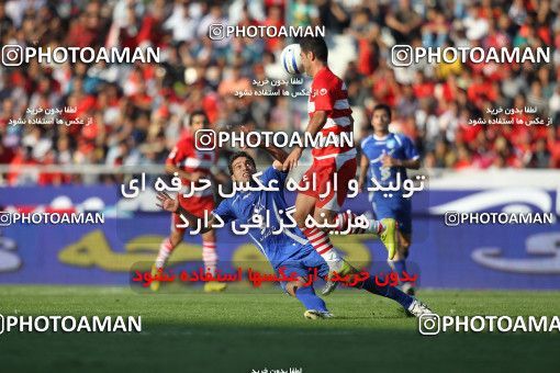 710734, Tehran, [*parameter:4*], Iran Pro League، Persian Gulf Cup، 2010-11 season، First Leg، Week 11، Esteghlal ۱ v ۰ Persepolis on 2010/10/15 at Azadi Stadium