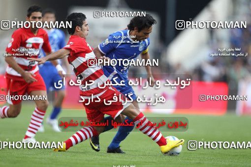 710491, Tehran, [*parameter:4*], Iran Pro League، Persian Gulf Cup، 2010-11 season، First Leg، Week 11، Esteghlal ۱ v ۰ Persepolis on 2010/10/15 at Azadi Stadium