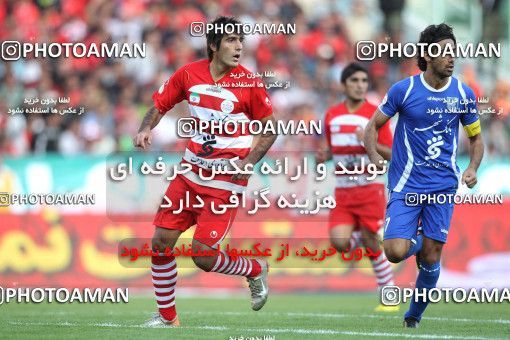 710756, Tehran, [*parameter:4*], Iran Pro League، Persian Gulf Cup، 2010-11 season، First Leg، Week 11، Esteghlal ۱ v ۰ Persepolis on 2010/10/15 at Azadi Stadium