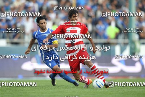 710552, Tehran, [*parameter:4*], Iran Pro League، Persian Gulf Cup، 2010-11 season، First Leg، Week 11، Esteghlal ۱ v ۰ Persepolis on 2010/10/15 at Azadi Stadium