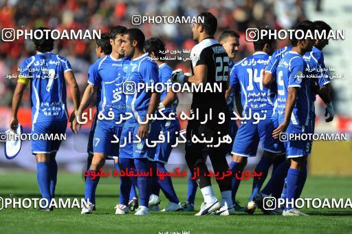 710889, Tehran, [*parameter:4*], Iran Pro League، Persian Gulf Cup، 2010-11 season، First Leg، Week 11، Esteghlal ۱ v ۰ Persepolis on 2010/10/15 at Azadi Stadium