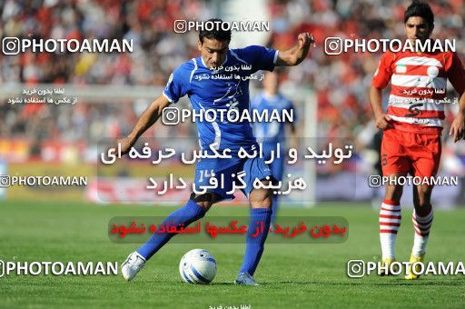 710821, Tehran, [*parameter:4*], Iran Pro League، Persian Gulf Cup، 2010-11 season، First Leg، Week 11، Esteghlal ۱ v ۰ Persepolis on 2010/10/15 at Azadi Stadium