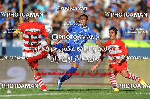 710829, Tehran, [*parameter:4*], Iran Pro League، Persian Gulf Cup، 2010-11 season، First Leg، Week 11، Esteghlal ۱ v ۰ Persepolis on 2010/10/15 at Azadi Stadium