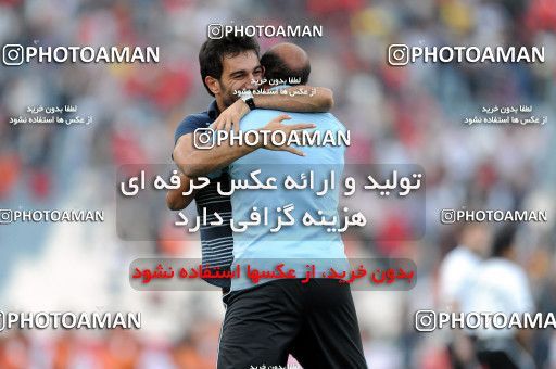 710872, Tehran, [*parameter:4*], لیگ برتر فوتبال ایران، Persian Gulf Cup، Week 11، First Leg، Esteghlal 1 v 0 Persepolis on 2010/10/15 at Azadi Stadium