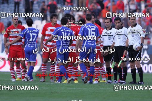 758743, Tehran, [*parameter:4*], Iran Pro League، Persian Gulf Cup، 2010-11 season، First Leg، Week 11، Esteghlal ۱ v ۰ Persepolis on 2010/10/15 at Azadi Stadium