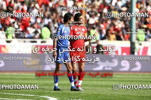 720910, Tehran, Iran, Iran Pro League، Persian Gulf Cup، 2009-10 season، First Leg، Week 9، Persepolis ۱ v ۱ Esteghlal on 2009/10/02 at Azadi Stadium