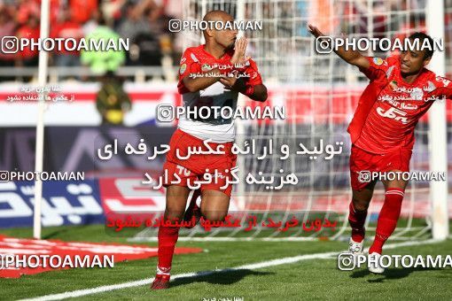 720928, Tehran, Iran, لیگ برتر فوتبال ایران، Persian Gulf Cup، Week 9، First Leg، Persepolis 1 v 1 Esteghlal on 2009/10/02 at Azadi Stadium