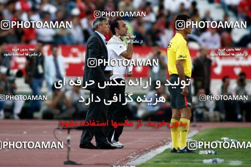 720375, Tehran, Iran, لیگ برتر فوتبال ایران، Persian Gulf Cup، Week 9، First Leg، Persepolis 1 v 1 Esteghlal on 2009/10/02 at Azadi Stadium