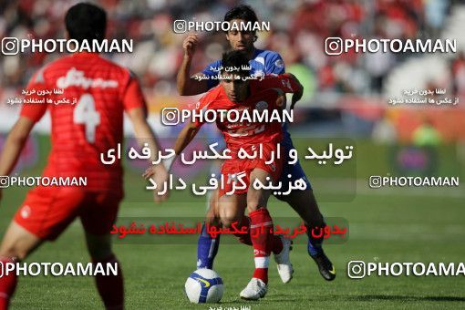 720313, Tehran, Iran, Iran Pro League، Persian Gulf Cup، 2009-10 season، First Leg، Week 9، Persepolis ۱ v ۱ Esteghlal on 2009/10/02 at Azadi Stadium