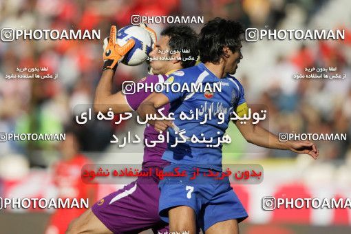 720220, Tehran, Iran, Iran Pro League، Persian Gulf Cup، 2009-10 season، First Leg، Week 9، Persepolis ۱ v ۱ Esteghlal on 2009/10/02 at Azadi Stadium