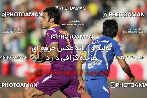 720323, Tehran, Iran, Iran Pro League، Persian Gulf Cup، 2009-10 season، First Leg، Week 9، Persepolis ۱ v ۱ Esteghlal on 2009/10/02 at Azadi Stadium