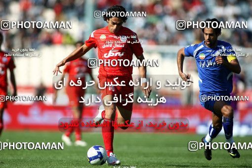 720541, Tehran, Iran, Iran Pro League، Persian Gulf Cup، 2009-10 season، First Leg، Week 9، Persepolis ۱ v ۱ Esteghlal on 2009/10/02 at Azadi Stadium