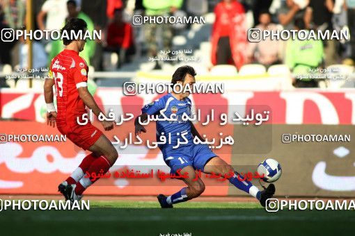 720551, Tehran, Iran, Iran Pro League، Persian Gulf Cup، 2009-10 season، First Leg، Week 9، Persepolis ۱ v ۱ Esteghlal on 2009/10/02 at Azadi Stadium