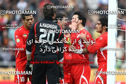 721173, Tehran, Iran, Iran Pro League، Persian Gulf Cup، 2009-10 season، Second Leg، Week 26، Persepolis 2 v ۱ Esteghlal on 2010/02/03 at Azadi Stadium