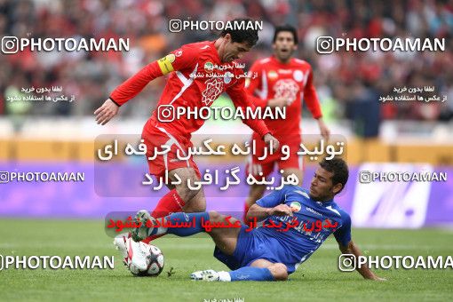 721294, Tehran, Iran, Iran Pro League، Persian Gulf Cup، 2009-10 season، Second Leg، Week 26، Persepolis 2 v ۱ Esteghlal on 2010/02/03 at Azadi Stadium