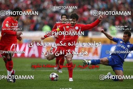 723239, Tehran, Iran, Iran Pro League، Persian Gulf Cup، 2009-10 season، Second Leg، Week 26، Persepolis 2 v ۱ Esteghlal on 2010/02/03 at Azadi Stadium