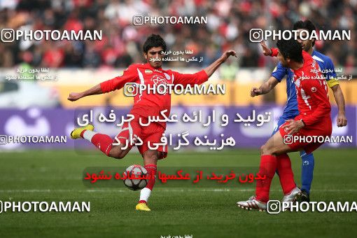 723472, Tehran, Iran, Iran Pro League، Persian Gulf Cup، 2009-10 season، Second Leg، Week 26، Persepolis 2 v ۱ Esteghlal on 2010/02/03 at Azadi Stadium