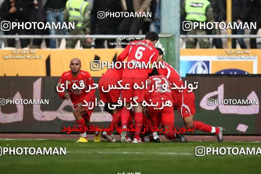 723533, Tehran, Iran, Iran Pro League، Persian Gulf Cup، 2009-10 season، Second Leg، Week 26، Persepolis 2 v ۱ Esteghlal on 2010/02/03 at Azadi Stadium