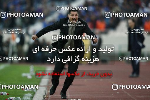 723296, Tehran, Iran, لیگ برتر فوتبال ایران، Persian Gulf Cup، Week 26، Second Leg، Persepolis 2 v 1 Esteghlal on 2010/02/03 at Azadi Stadium