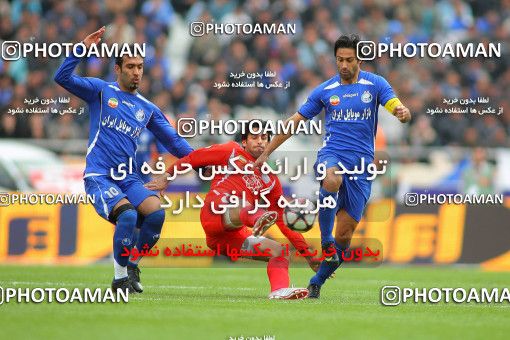 721145, Tehran, Iran, Iran Pro League، Persian Gulf Cup، 2009-10 season، Second Leg، Week 26، Persepolis 2 v ۱ Esteghlal on 2010/02/03 at Azadi Stadium