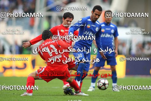 721092, Tehran, Iran, Iran Pro League، Persian Gulf Cup، 2009-10 season، Second Leg، Week 26، Persepolis 2 v ۱ Esteghlal on 2010/02/03 at Azadi Stadium