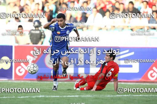 724629, Tehran, [*parameter:4*], Iran Pro League، Persian Gulf Cup، 2008-09 season، First Leg، Week 9، Persepolis ۱ v ۱ Esteghlal on 2008/10/03 at Azadi Stadium