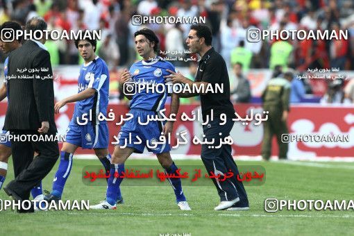 724608, Tehran, [*parameter:4*], Iran Pro League، Persian Gulf Cup، 2008-09 season، First Leg، Week 9، Persepolis ۱ v ۱ Esteghlal on 2008/10/03 at Azadi Stadium