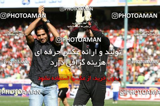 724645, Tehran, [*parameter:4*], لیگ برتر فوتبال ایران، Persian Gulf Cup، Week 9، First Leg، Persepolis 1 v 1 Esteghlal on 2008/10/03 at Azadi Stadium