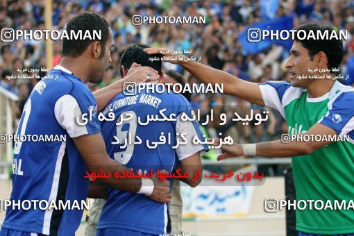 725383, Tehran, [*parameter:4*], Iran Pro League، Persian Gulf Cup، 2008-09 season، First Leg، Week 9، Persepolis ۱ v ۱ Esteghlal on 2008/10/03 at Azadi Stadium