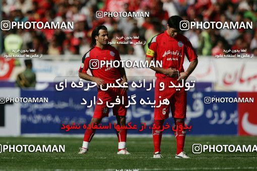 725634, Tehran, [*parameter:4*], Iran Pro League، Persian Gulf Cup، 2008-09 season، First Leg، Week 9، Persepolis ۱ v ۱ Esteghlal on 2008/10/03 at Azadi Stadium