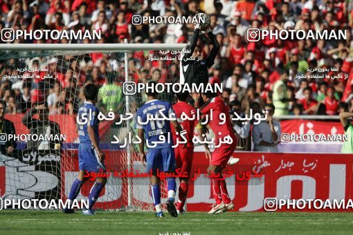 725563, Tehran, [*parameter:4*], Iran Pro League، Persian Gulf Cup، 2008-09 season، First Leg، Week 9، Persepolis ۱ v ۱ Esteghlal on 2008/10/03 at Azadi Stadium