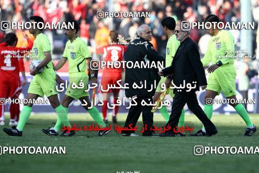 725325, Tehran, [*parameter:4*], Iran Pro League، Persian Gulf Cup، 2008-09 season، Second Leg، Week 26، Esteghlal ۱ v ۱ Persepolis on 2009/02/13 at Azadi Stadium